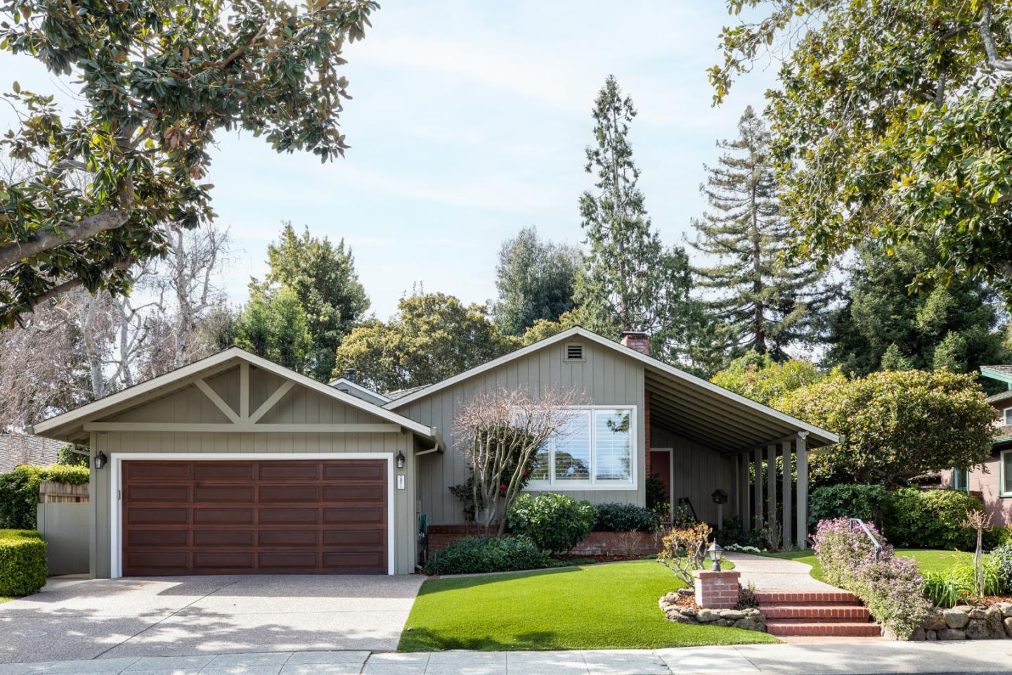2021 Devereux DR