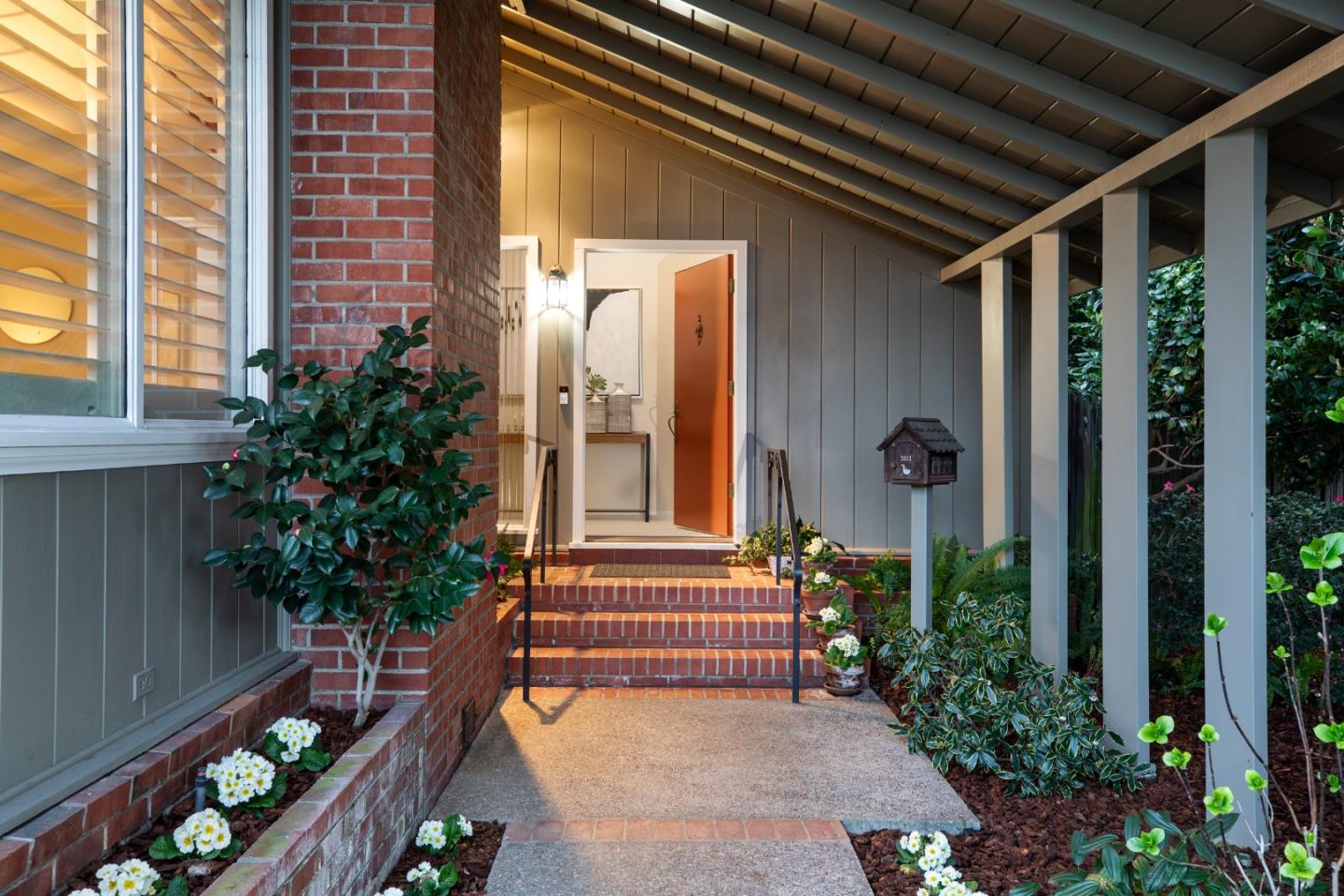 2021 Devereux DR