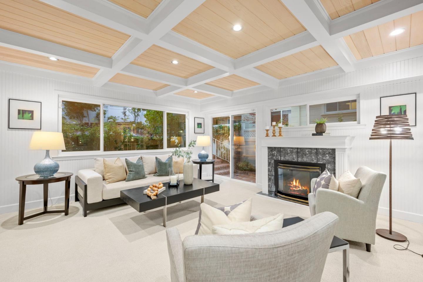1511 La Mesa Drive