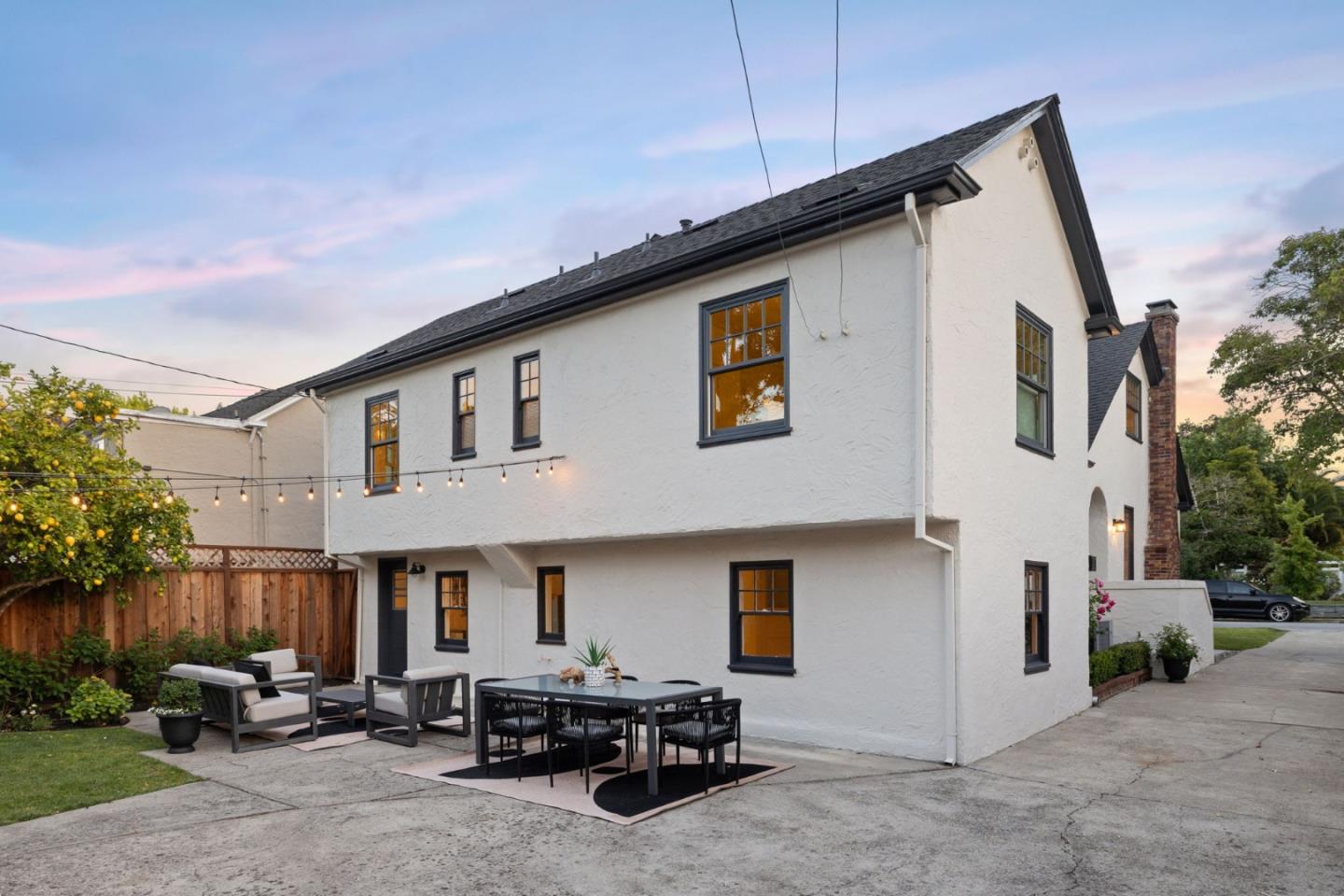 1258 Cabrillo Avenue