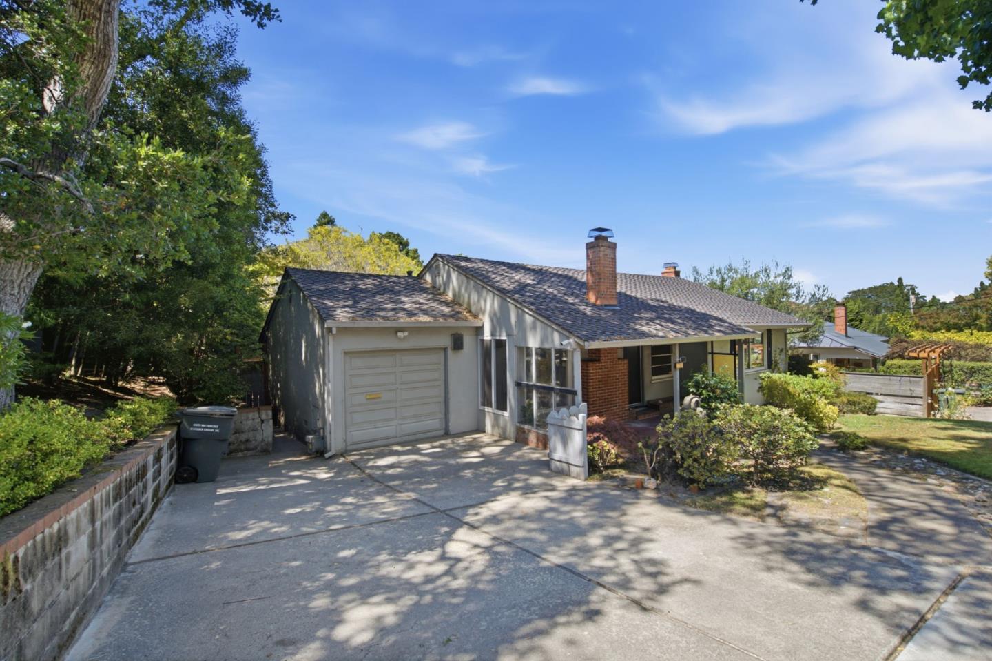 720 Hacienda WAY