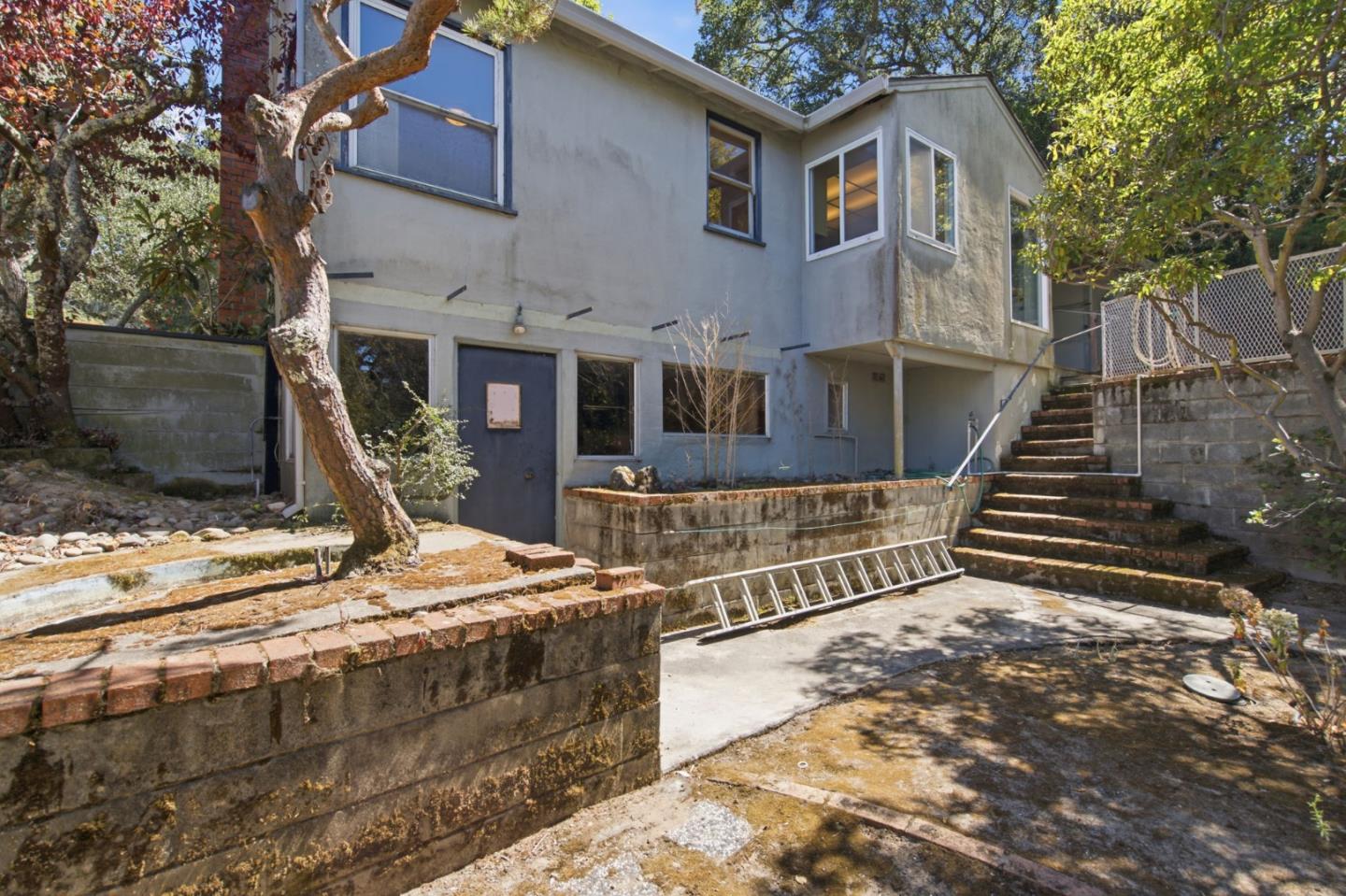 720 Hacienda WAY