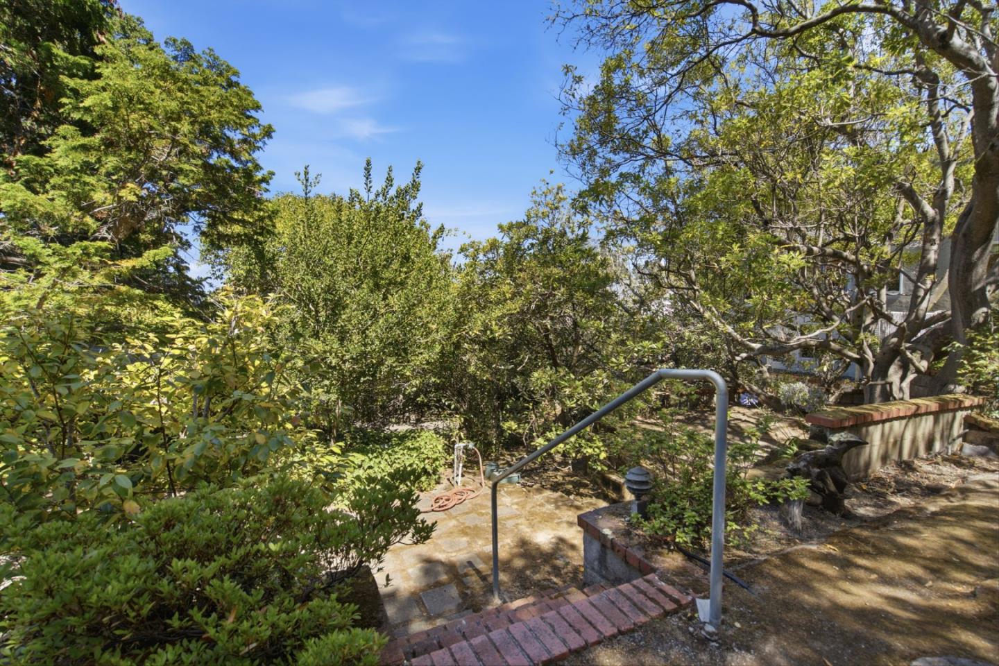 720 Hacienda WAY