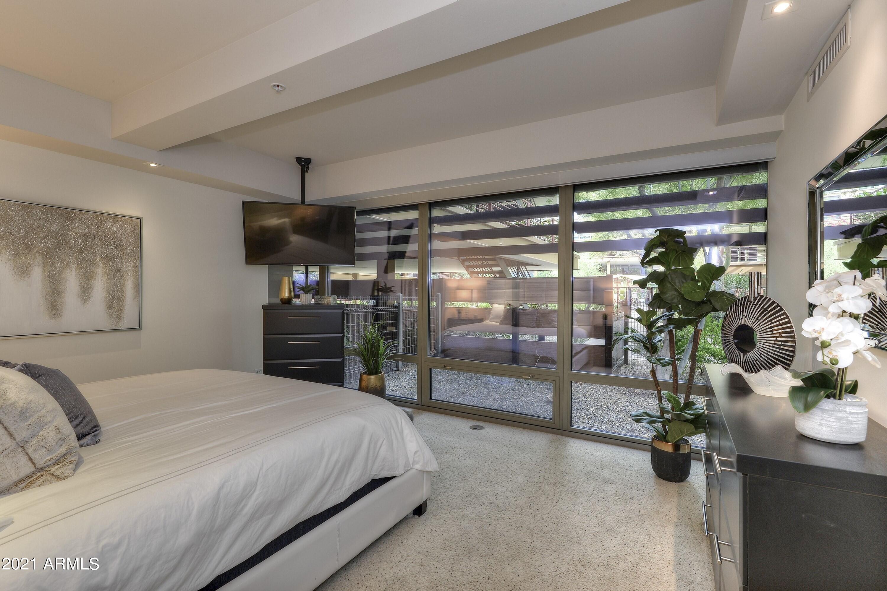 7137 E RANCHO VISTA Drive Unit: 1006