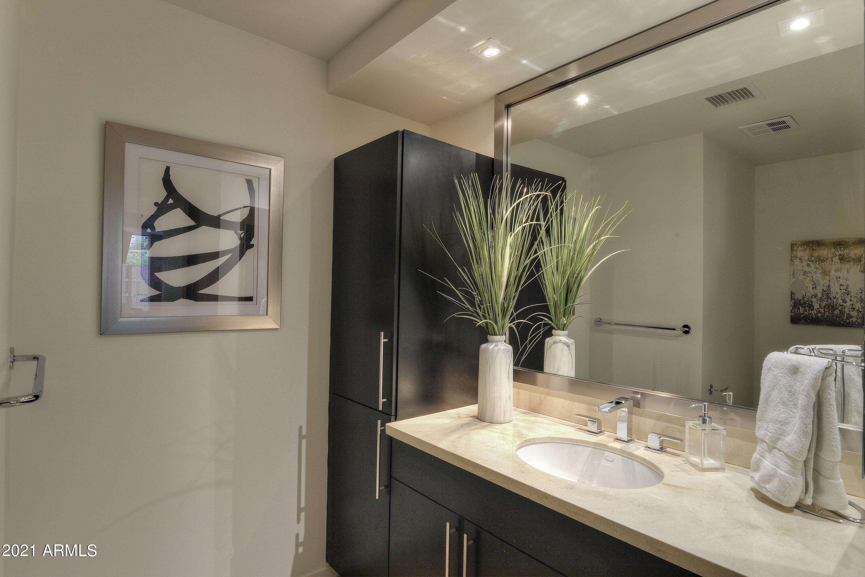 7137 E RANCHO VISTA Drive Unit: 1006