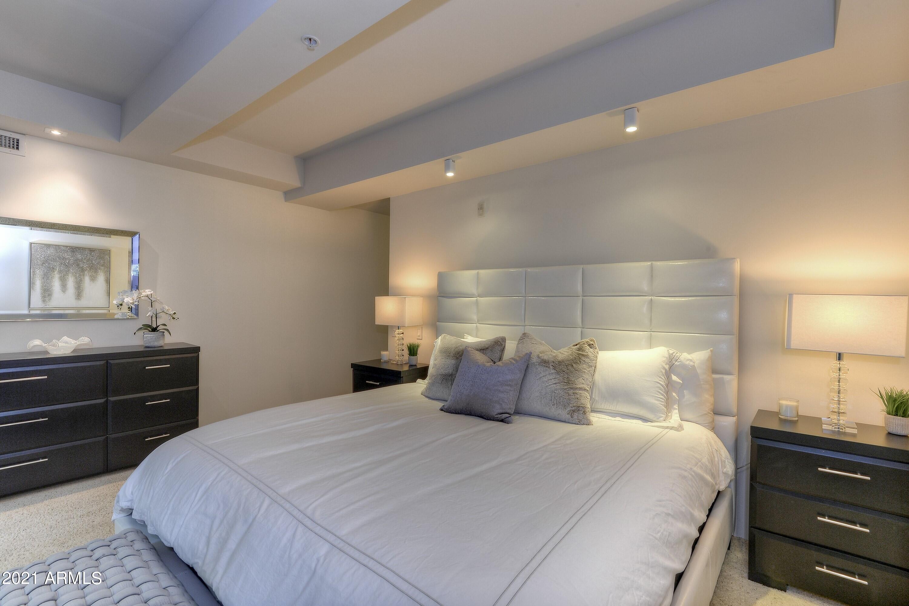 7137 E RANCHO VISTA Drive Unit: 1006