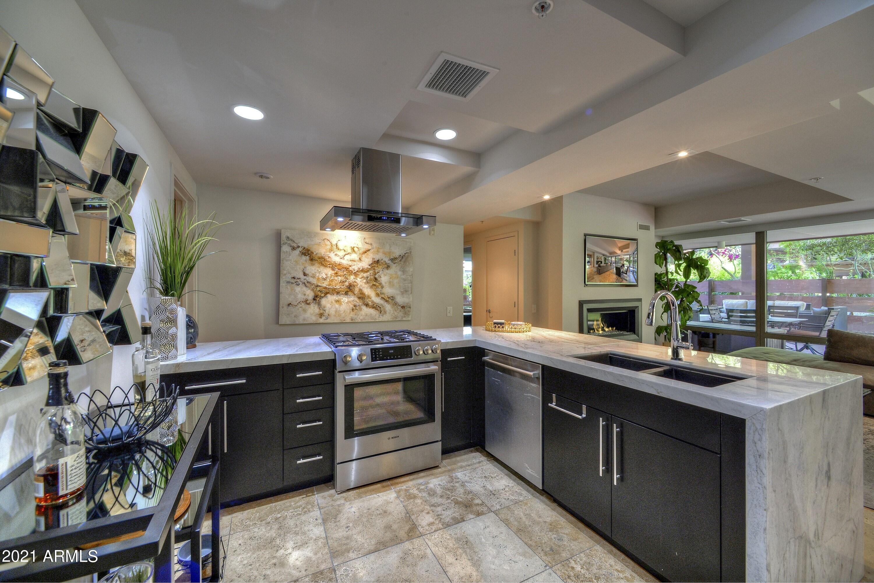 7137 E RANCHO VISTA Drive Unit: 1006