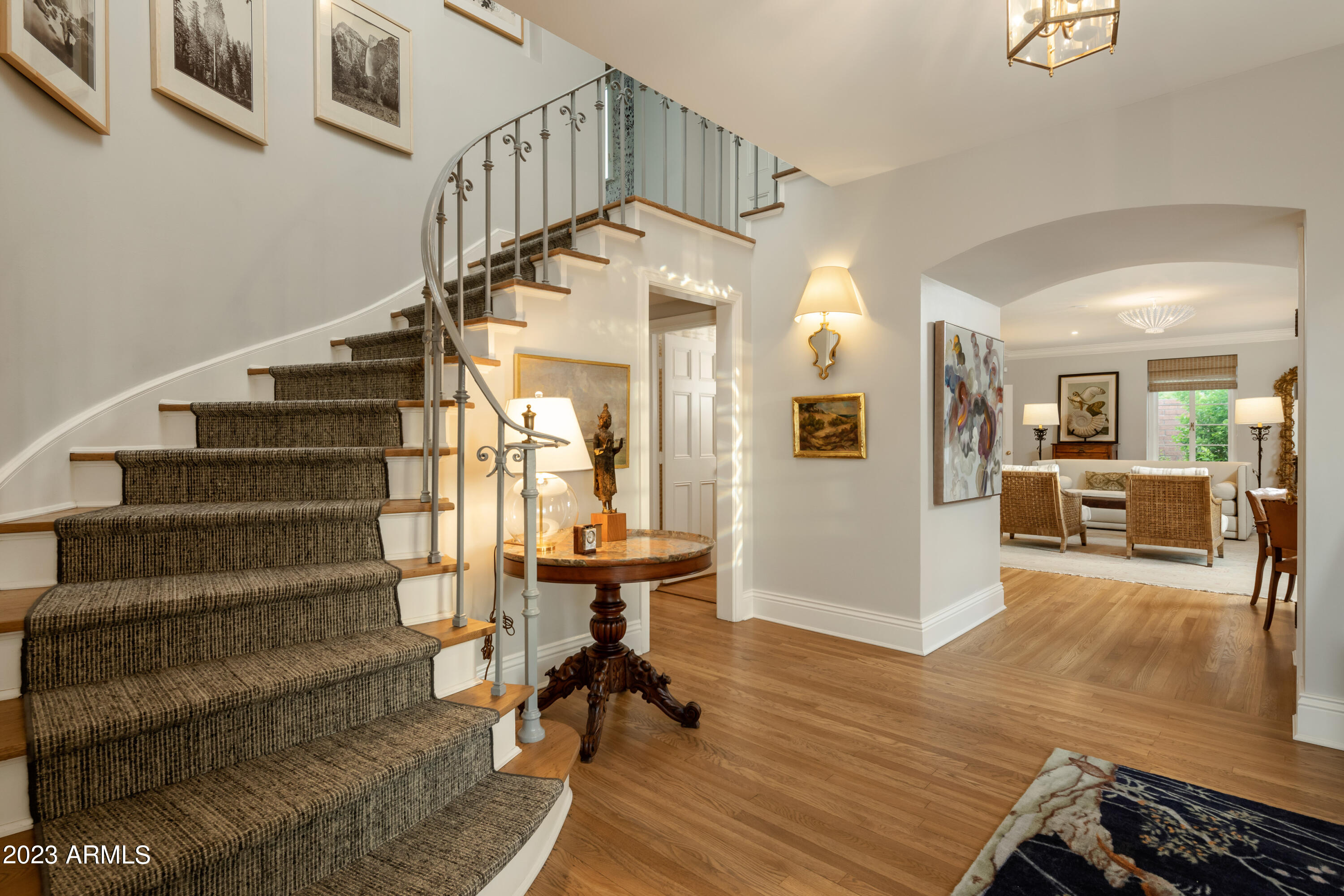 3007 N Manor Drive W