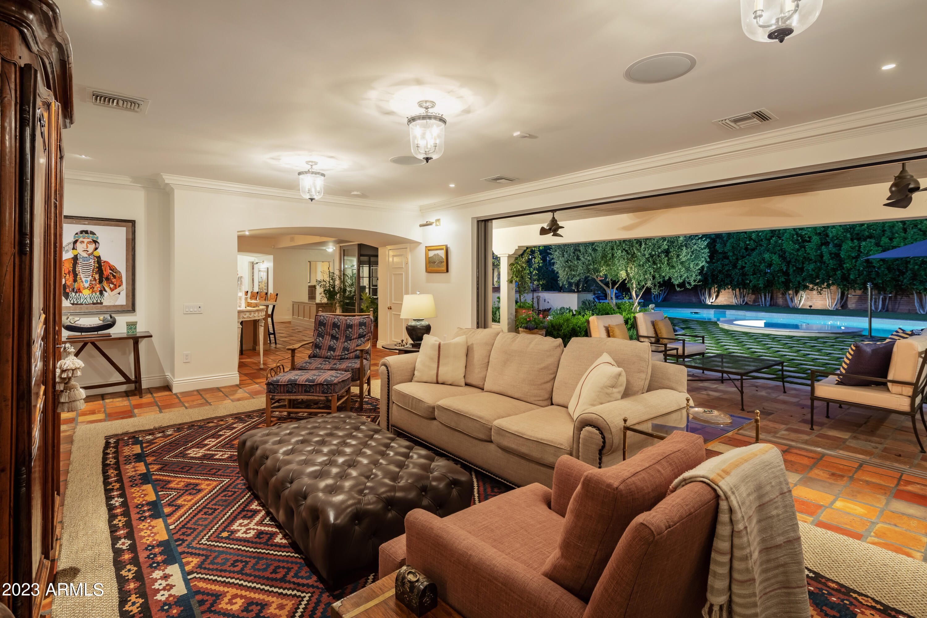 3007 N Manor Drive W