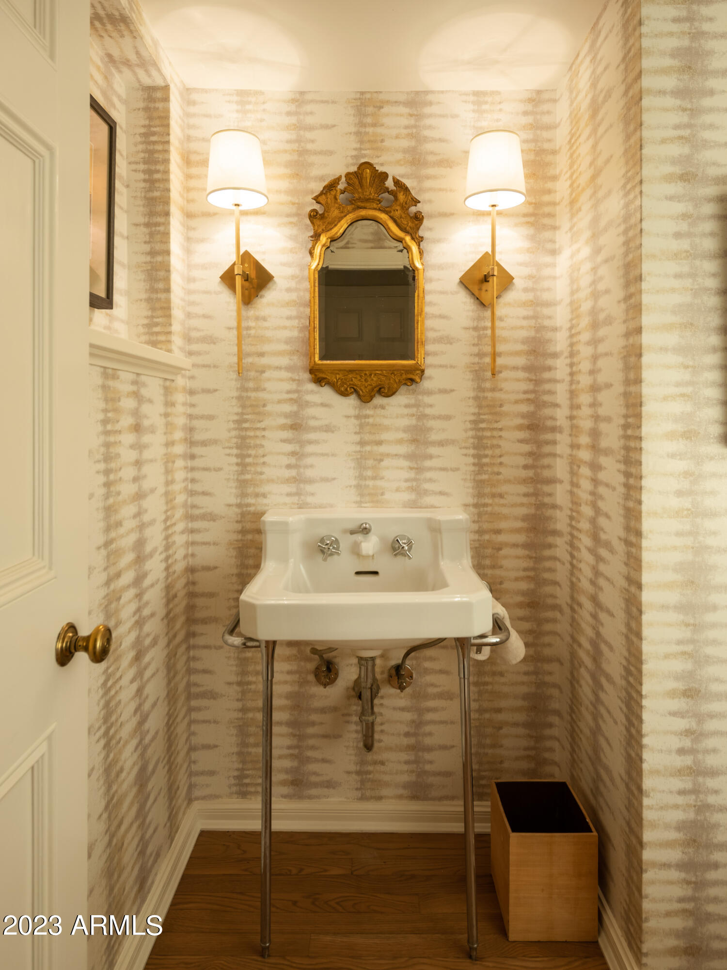 3007 N Manor Drive W