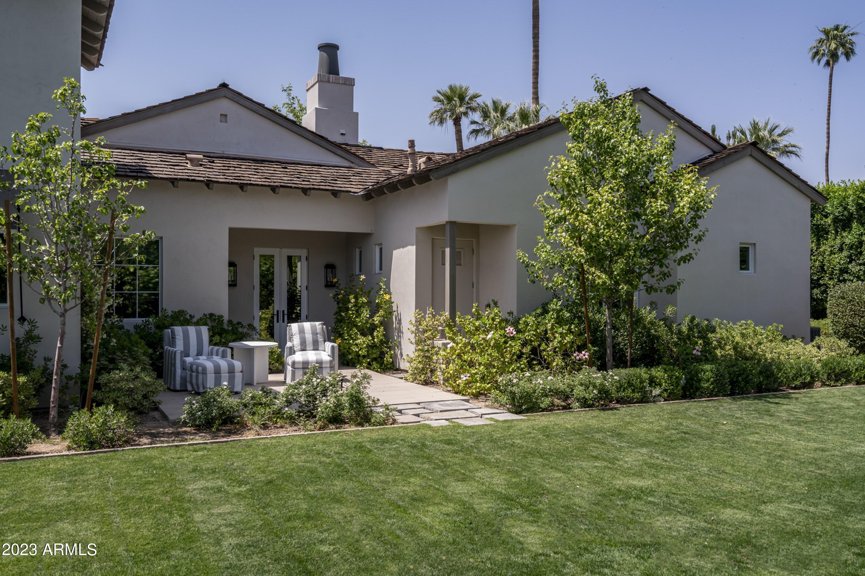 4615 N ROYAL PALM Circle