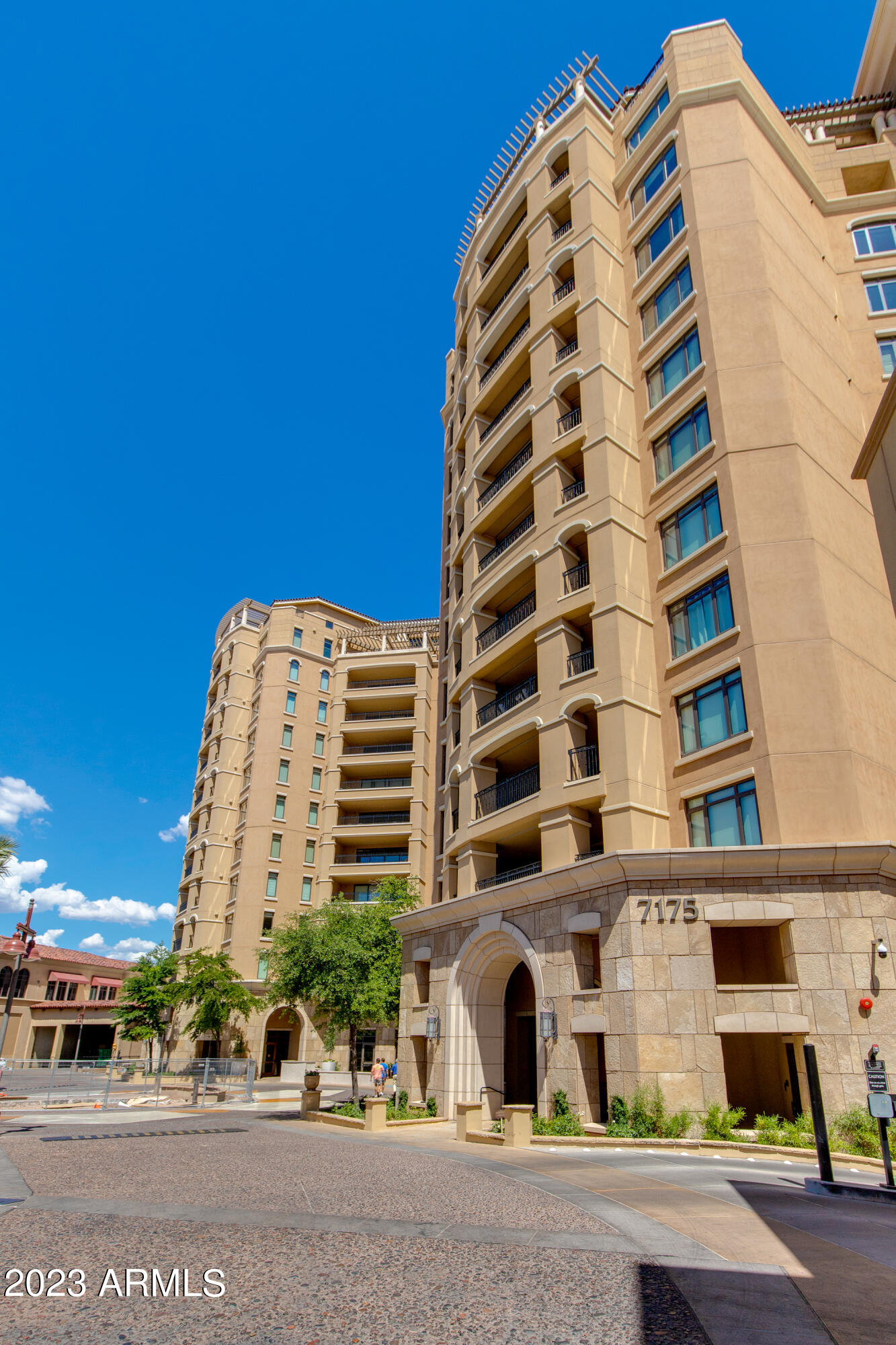 7175 E CAMELBACK Road Unit: 1001