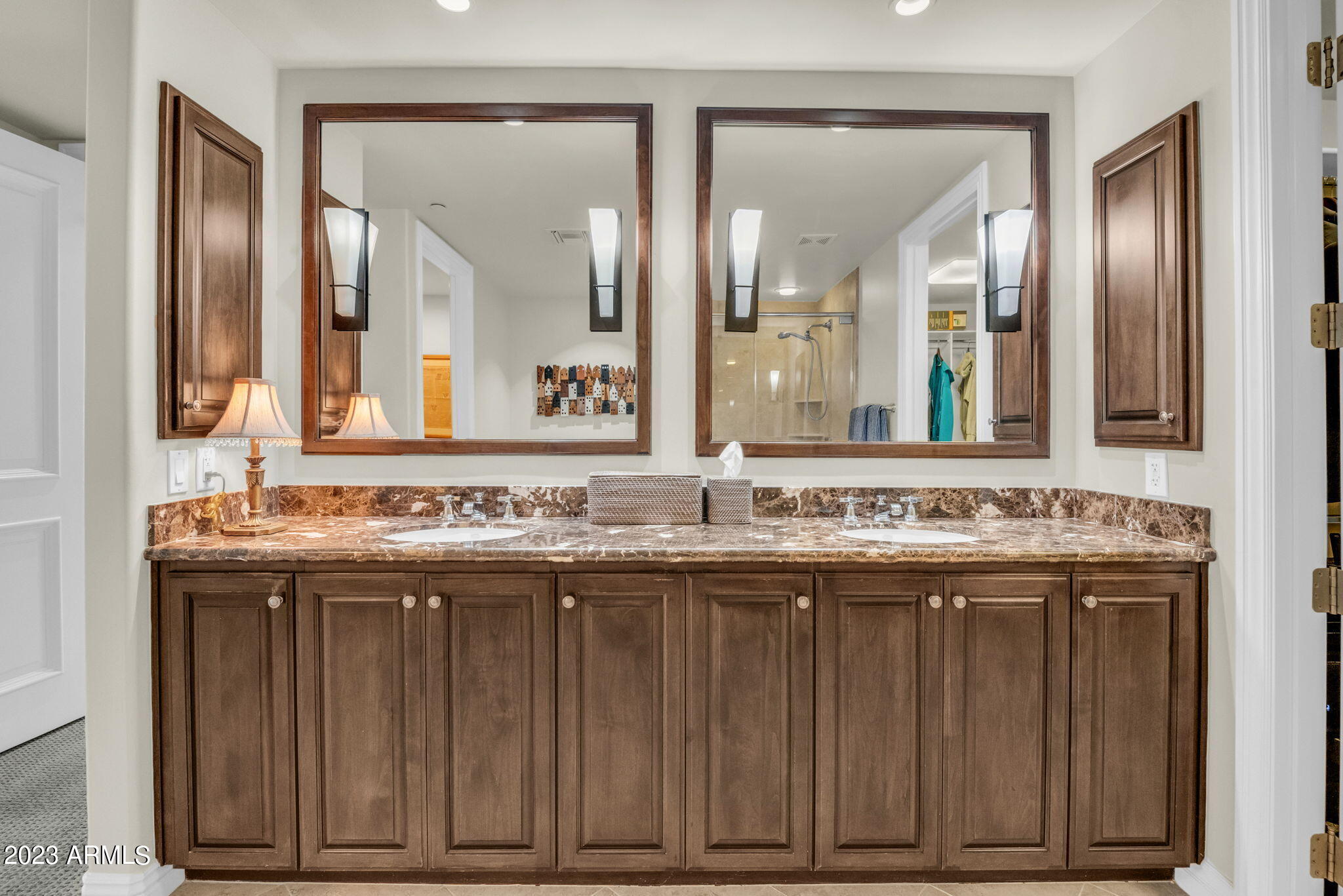 7175 E CAMELBACK Road # 305