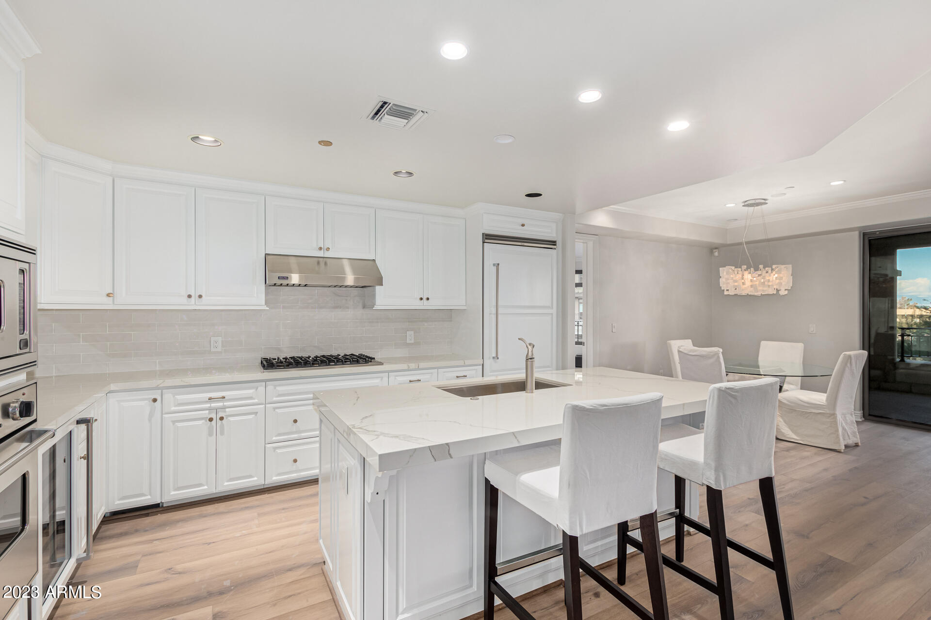 7175 E CAMELBACK Road, 309