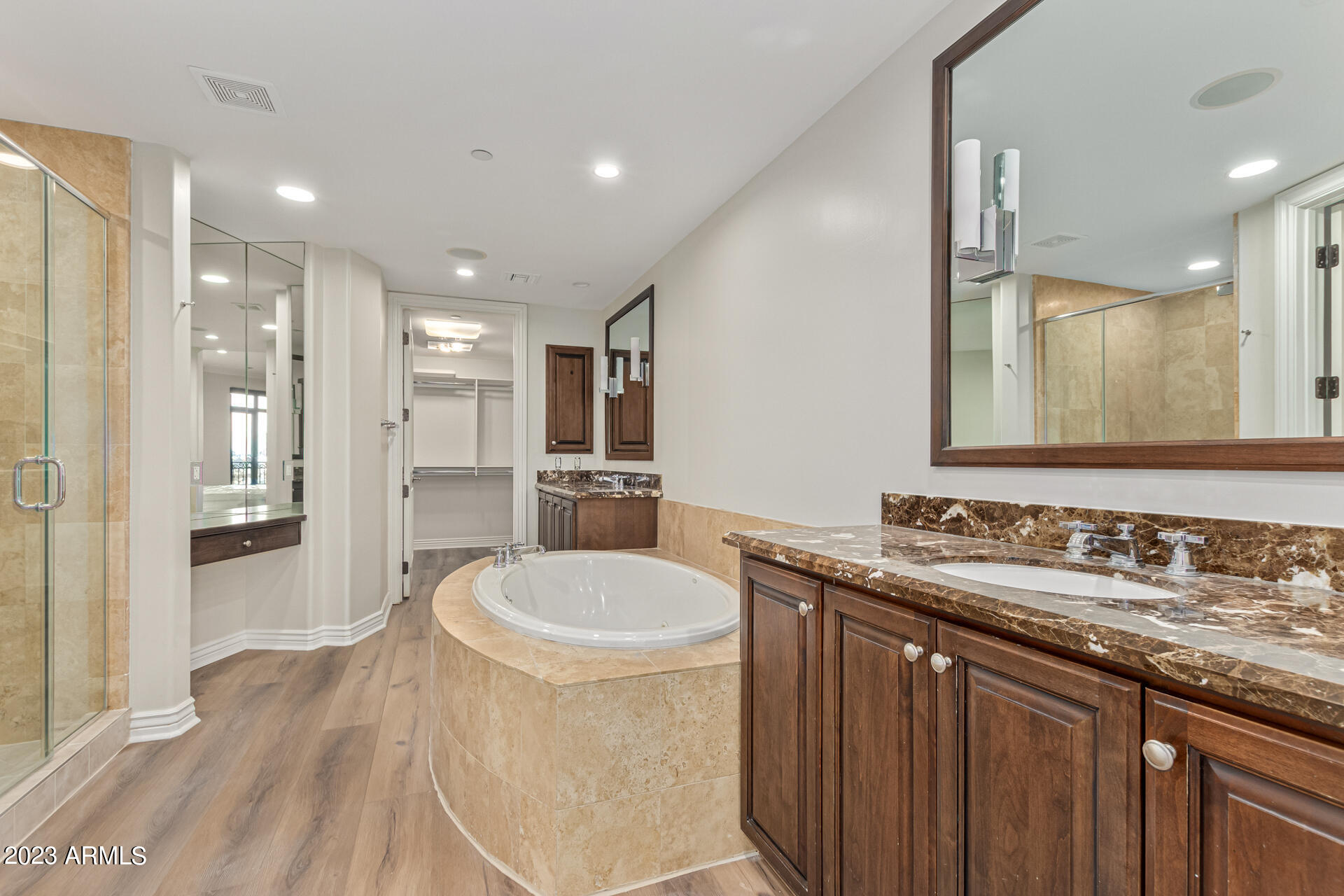 7175 E CAMELBACK Road, 309