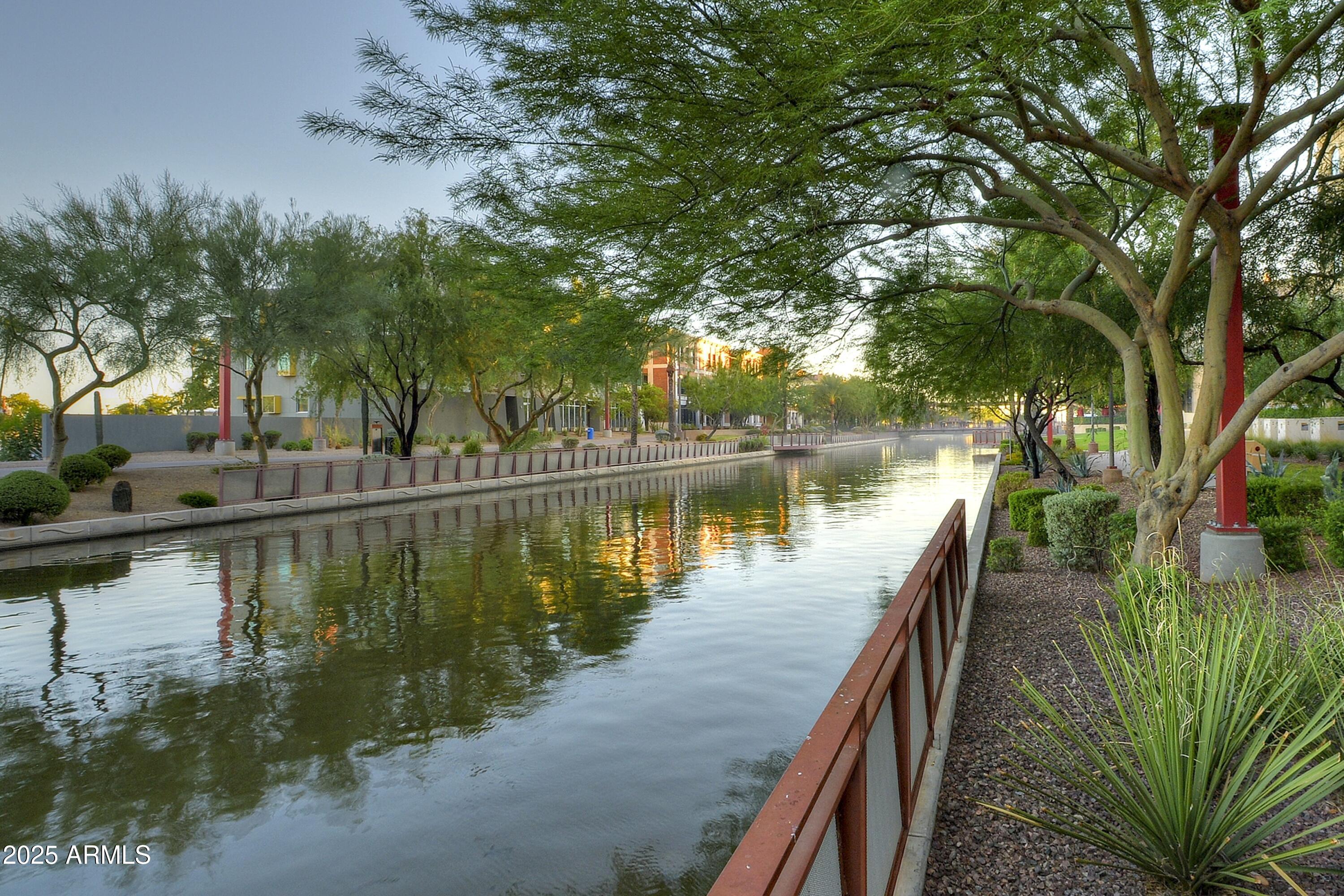 7181 E CAMELBACK Road, 907