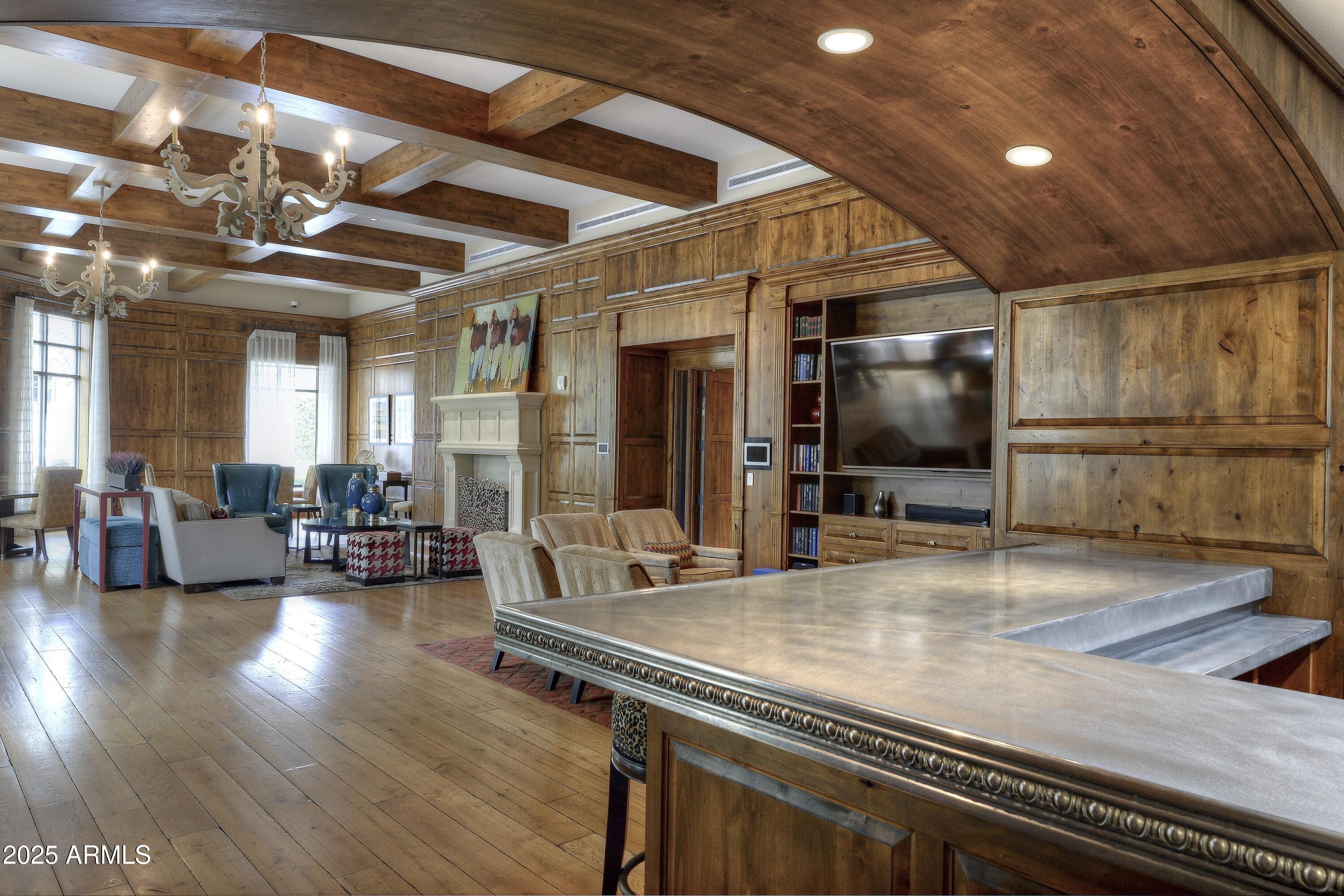 7181 E CAMELBACK Road, 907