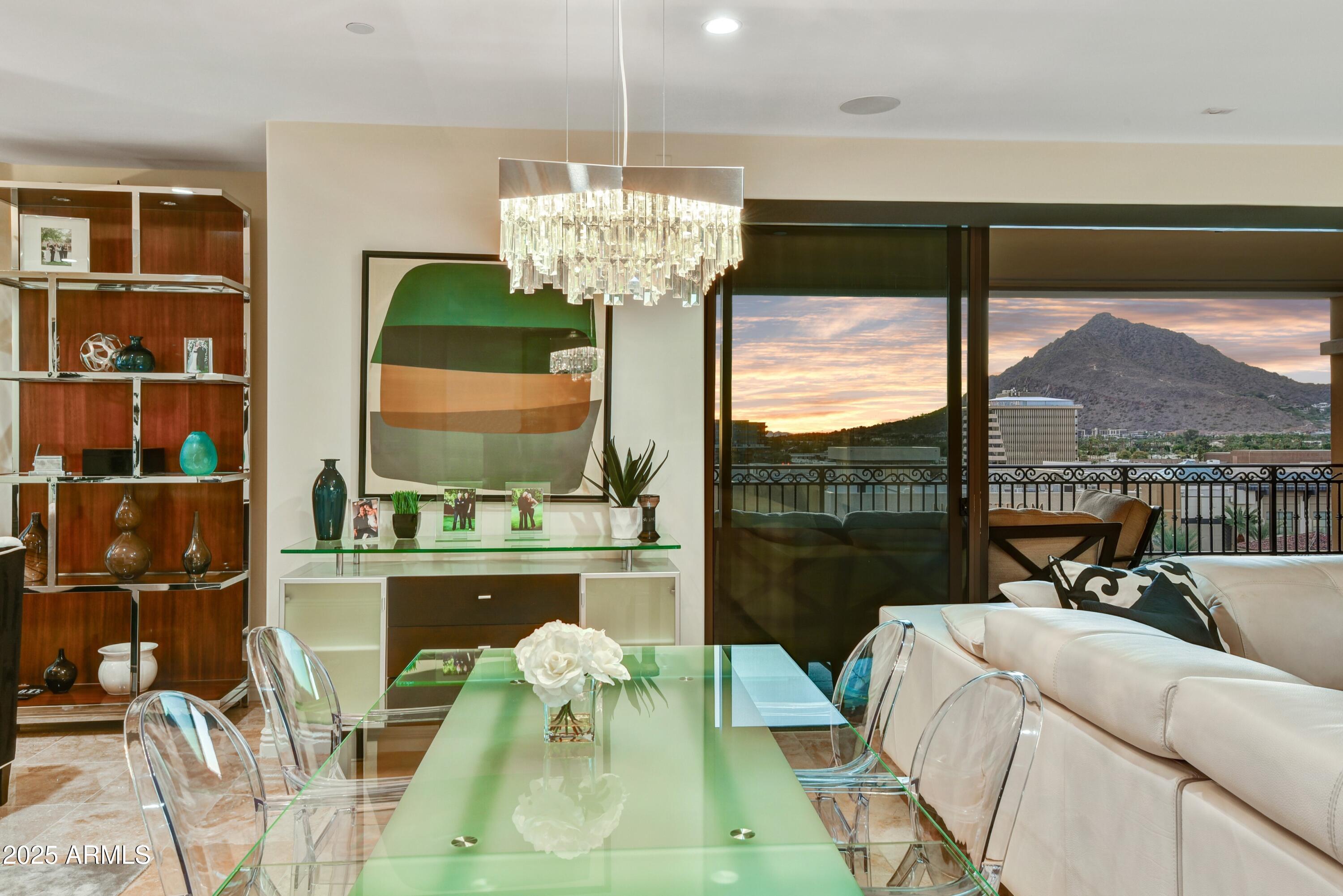 7181 E CAMELBACK Road, 907