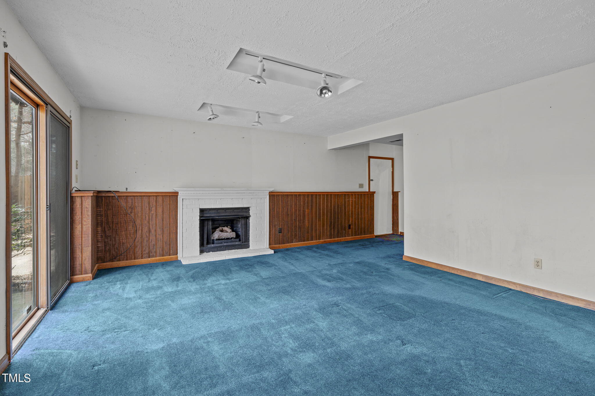 8005 Wynewood Drive