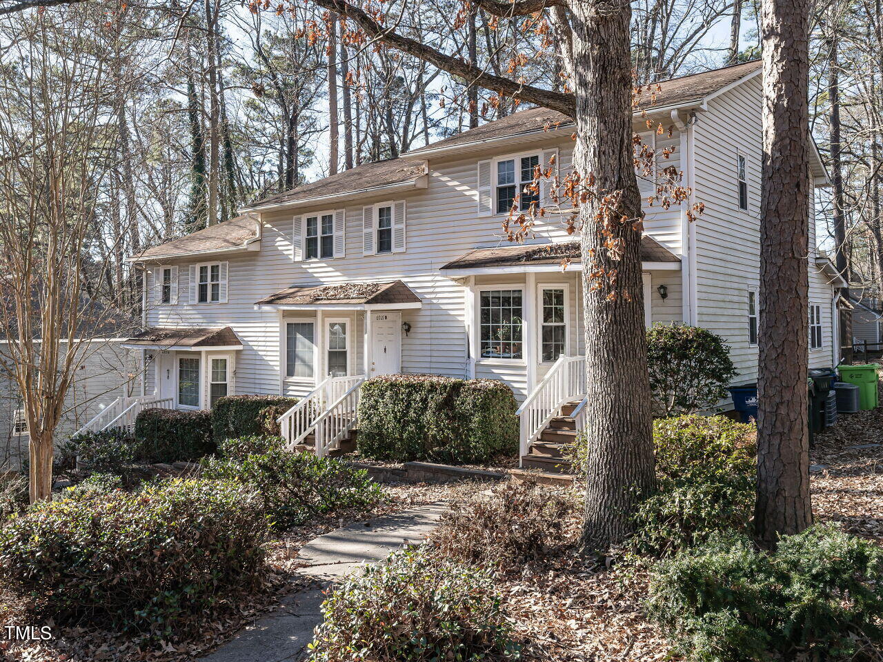 6921 Glendower Road