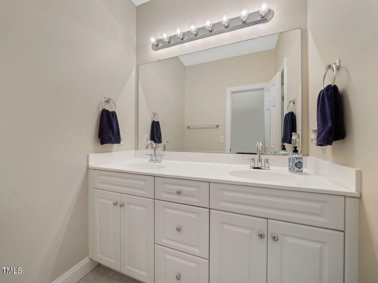 1109 Green Knob Court