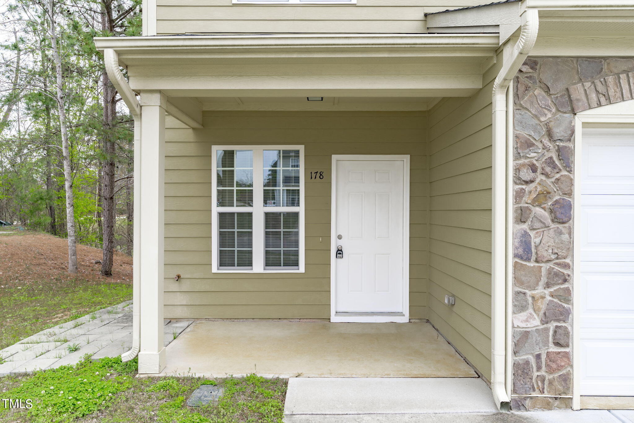 178 Sunnyview Lane