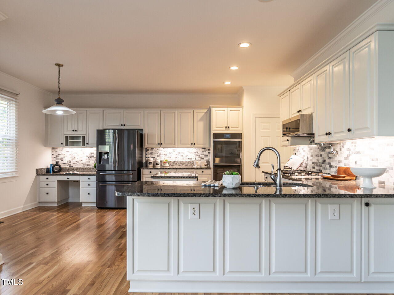 101 Emile Zola Drive