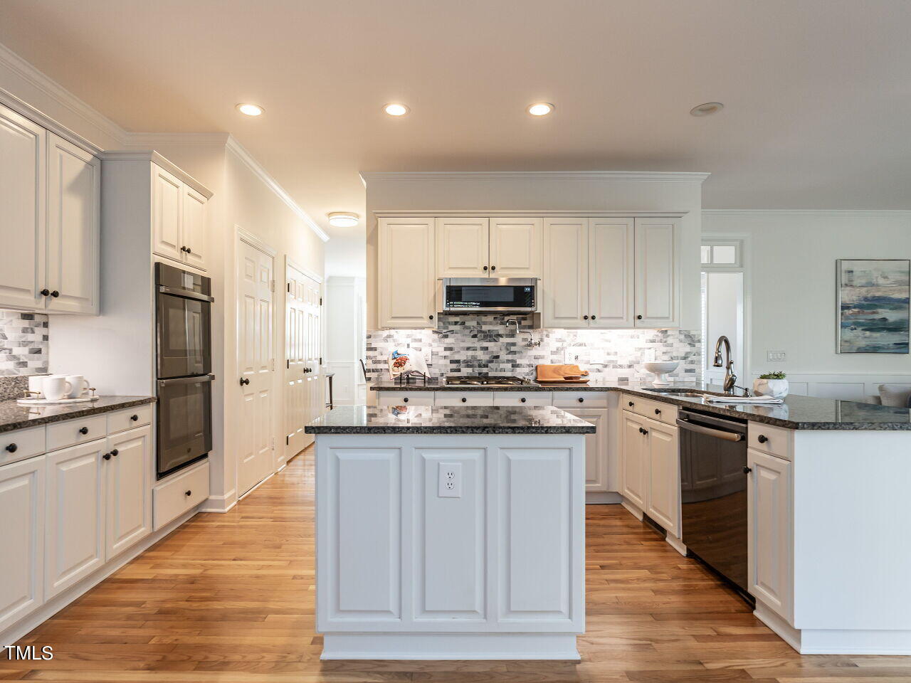 101 Emile Zola Drive