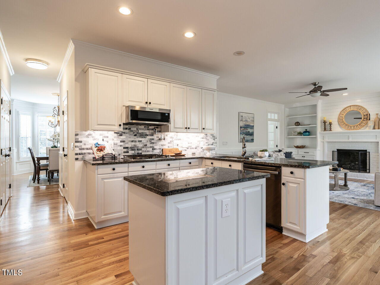 101 Emile Zola Drive
