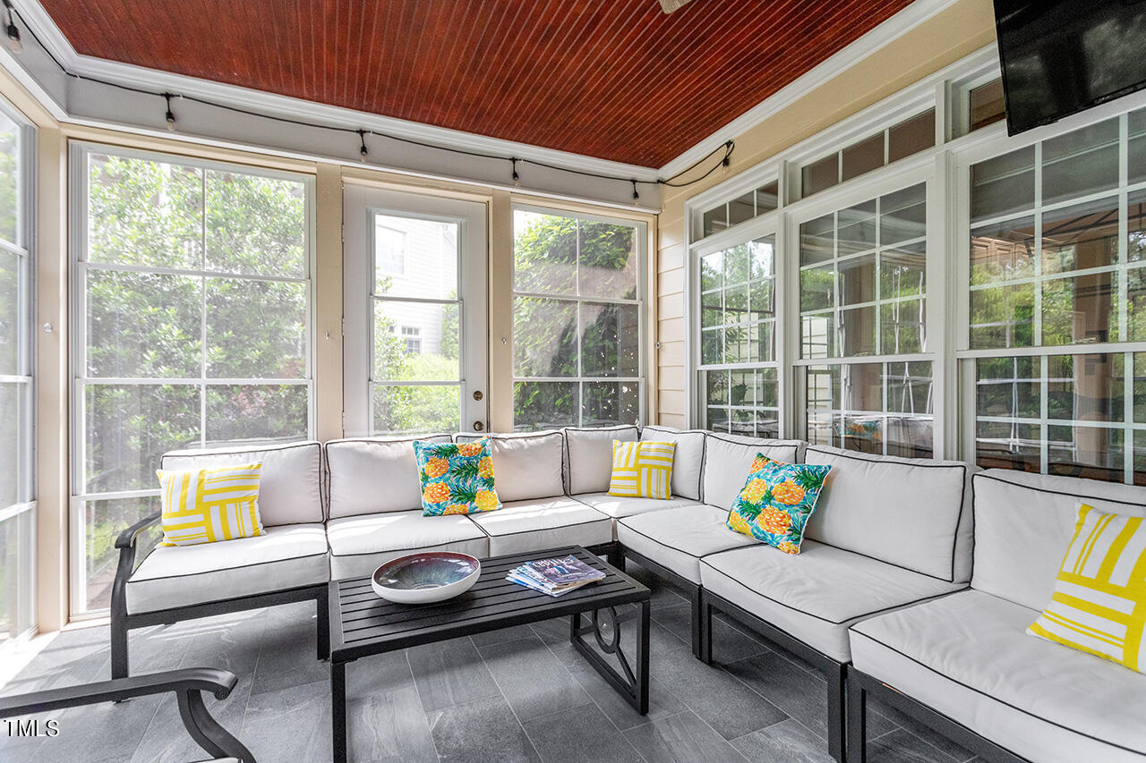 104 Reeve Hall Drive