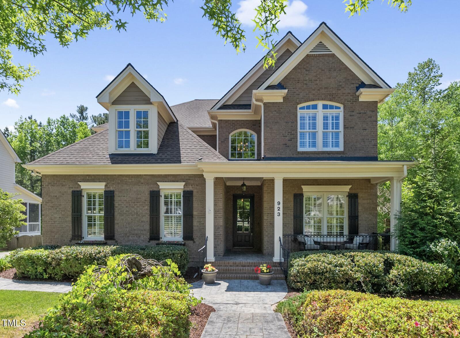923 Dominion Hill Drive