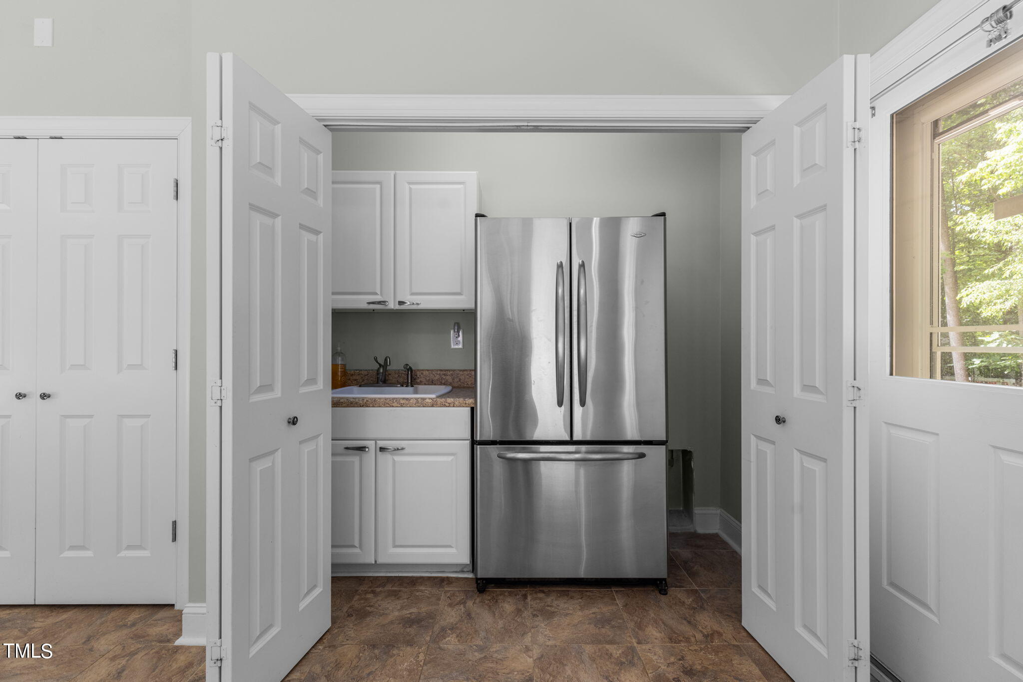 5600 Jomali Drive