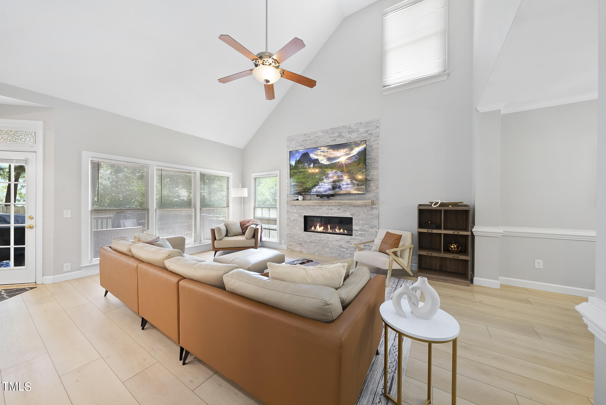 107 Agassi Court