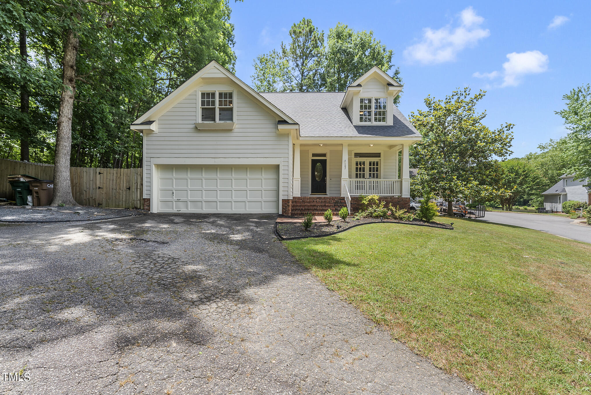 107 Agassi Court