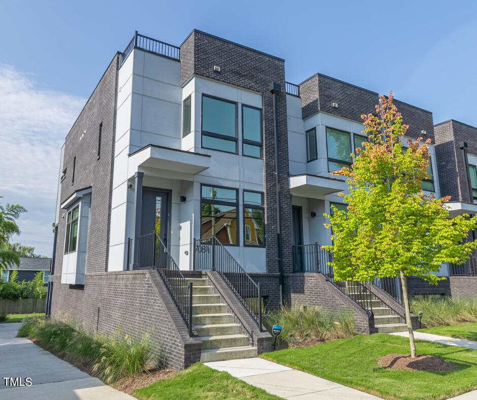 708 1/2 E Hargett Street