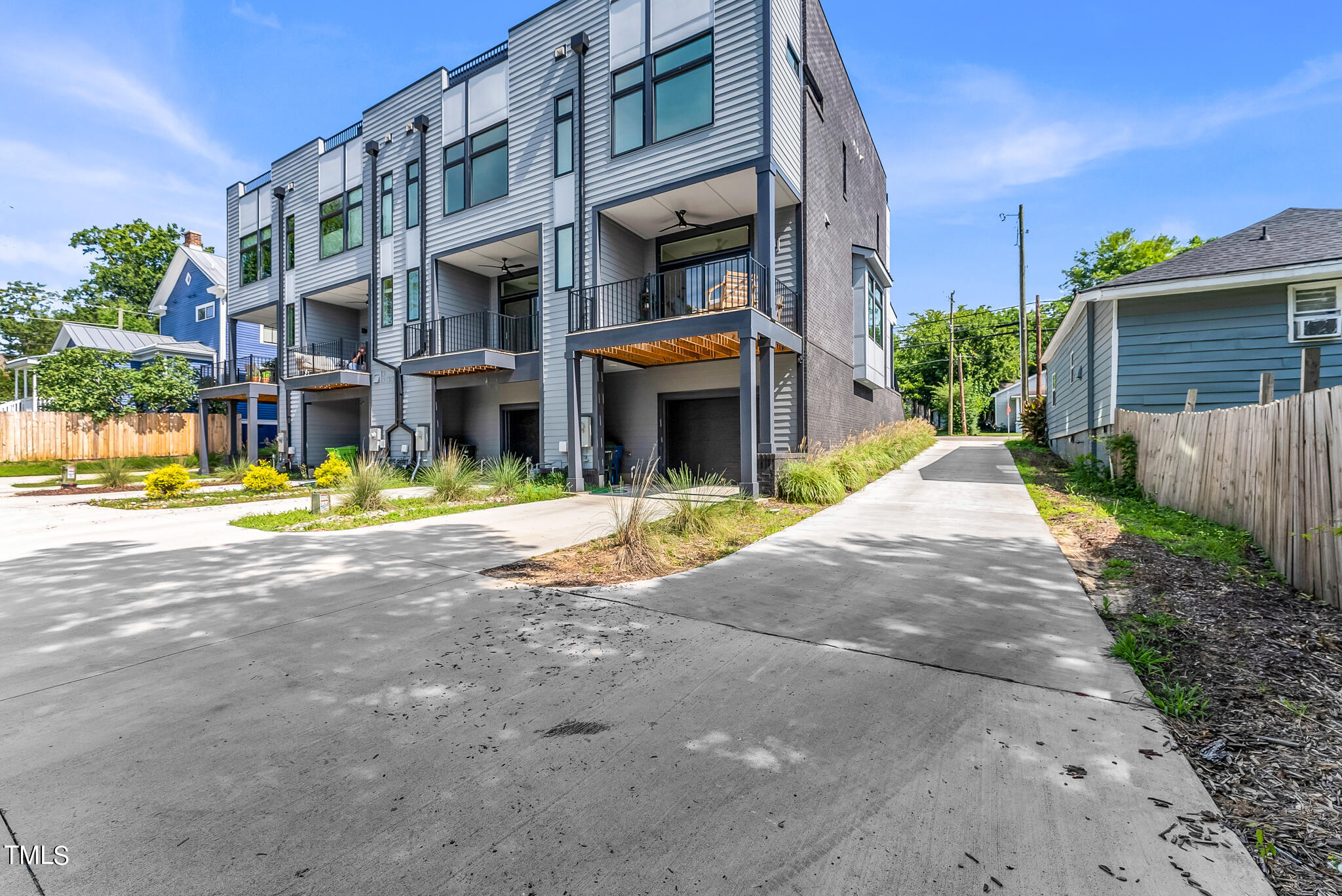 708 1/2 E Hargett Street
