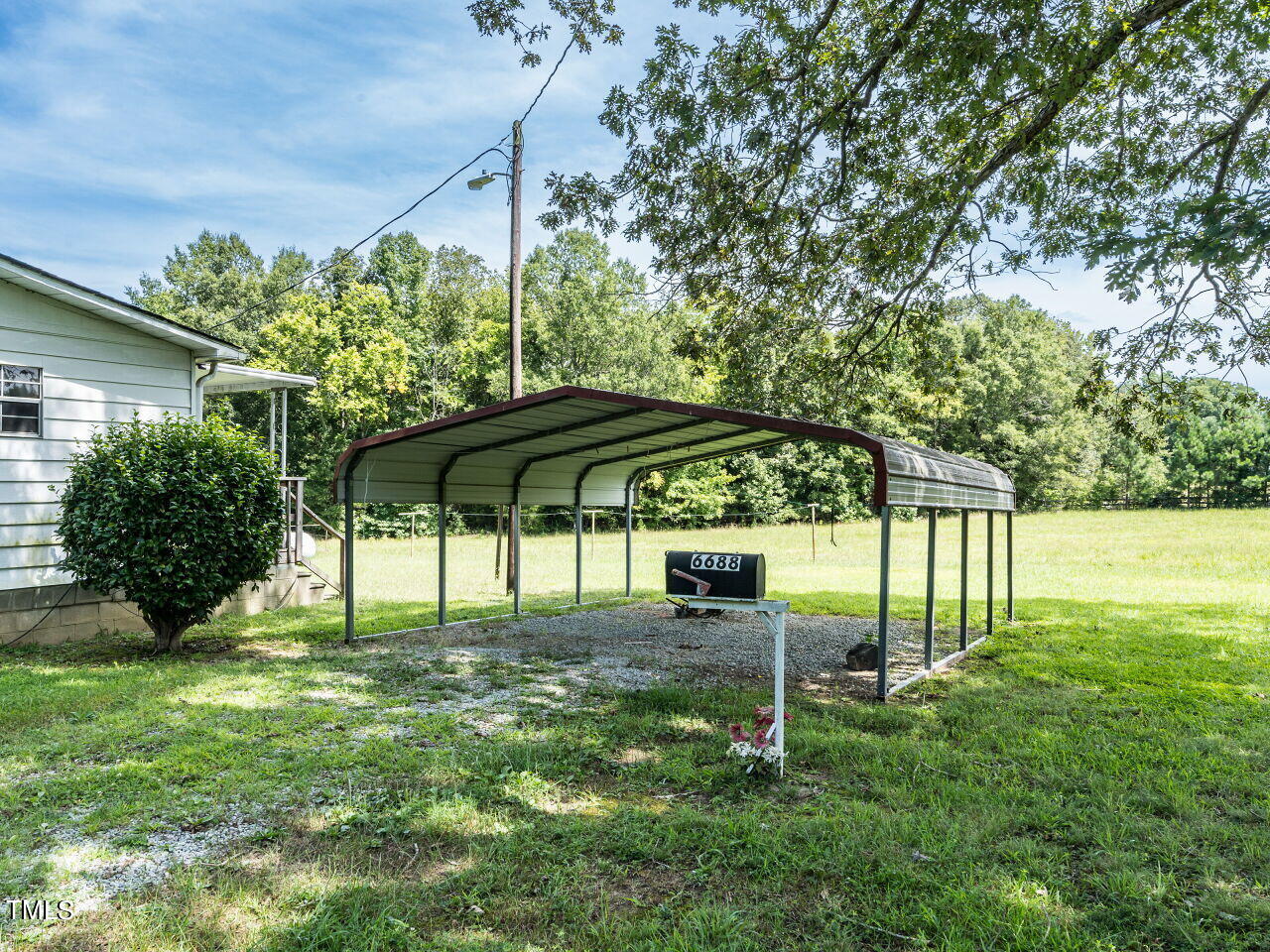 6688 Goshen Road