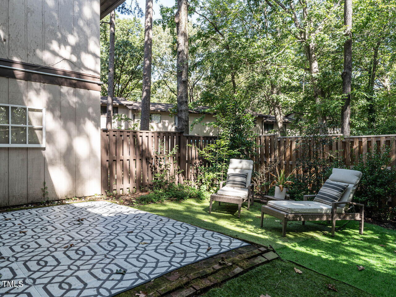 3903 Wendy Lane