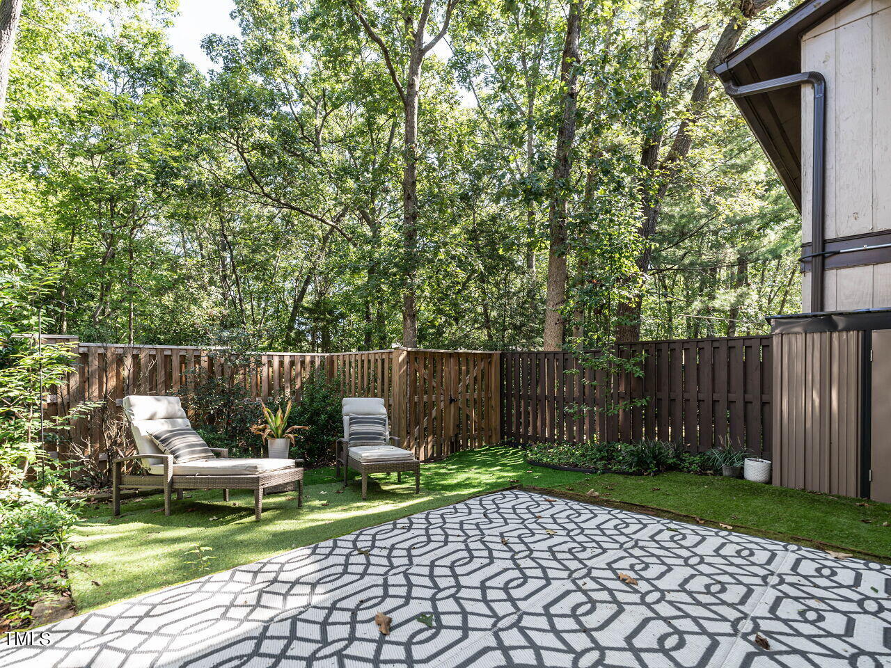 3903 Wendy Lane