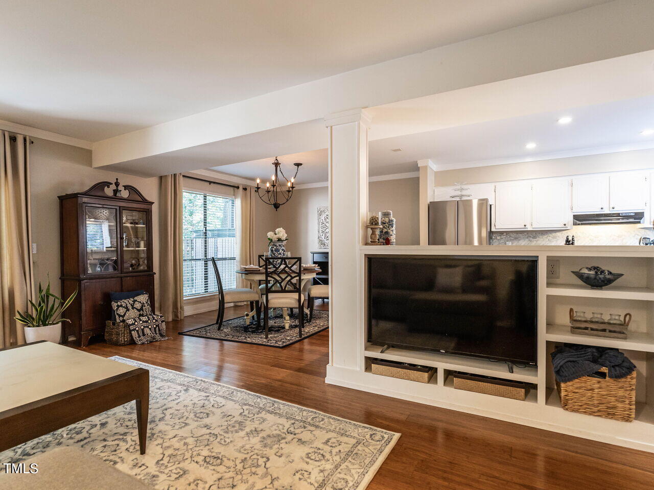 3903 Wendy Lane