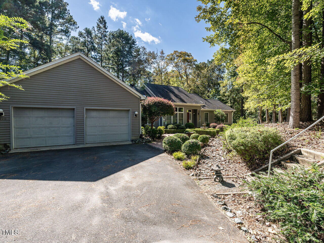 690 Spindlewood