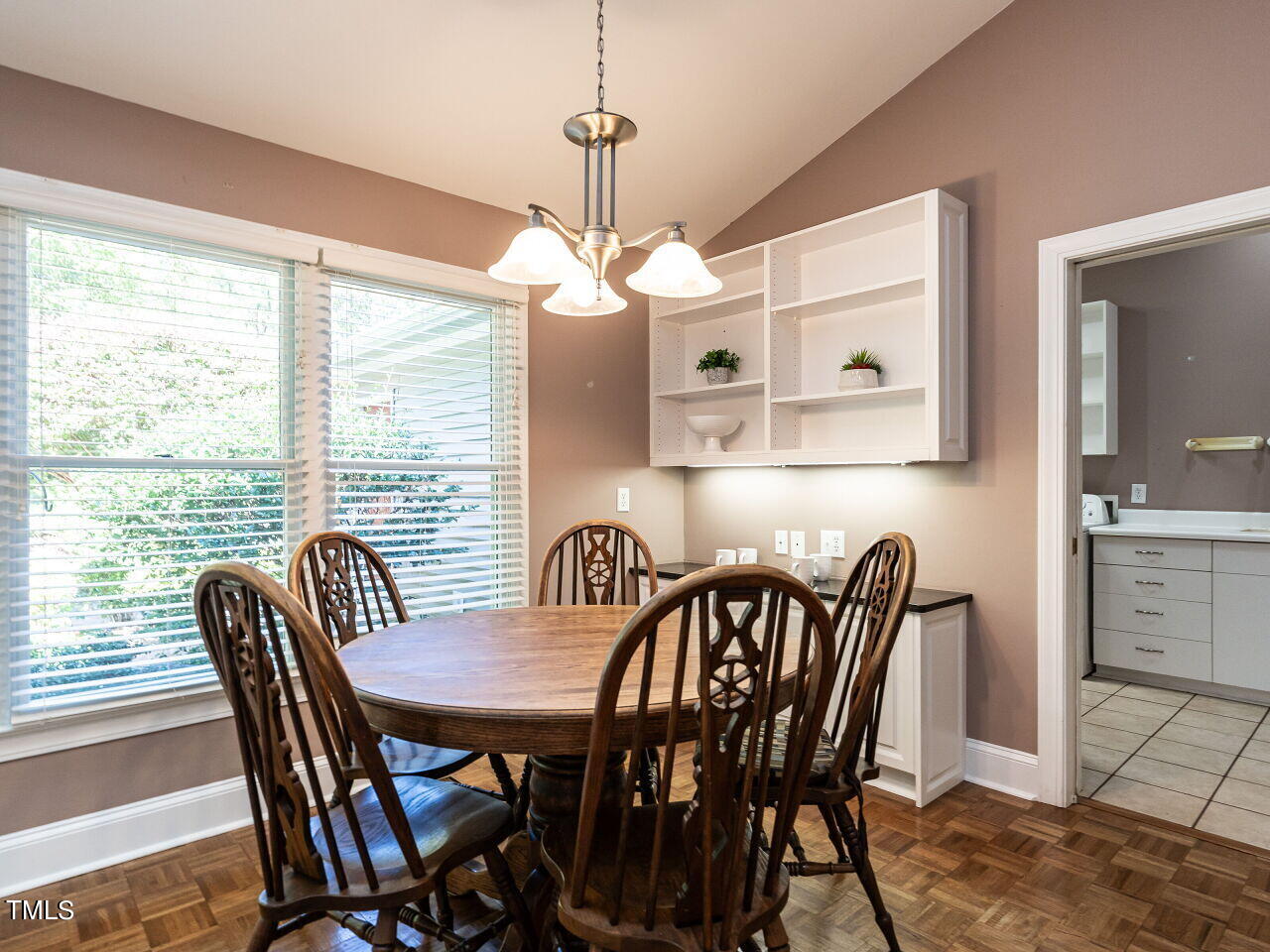 690 Spindlewood