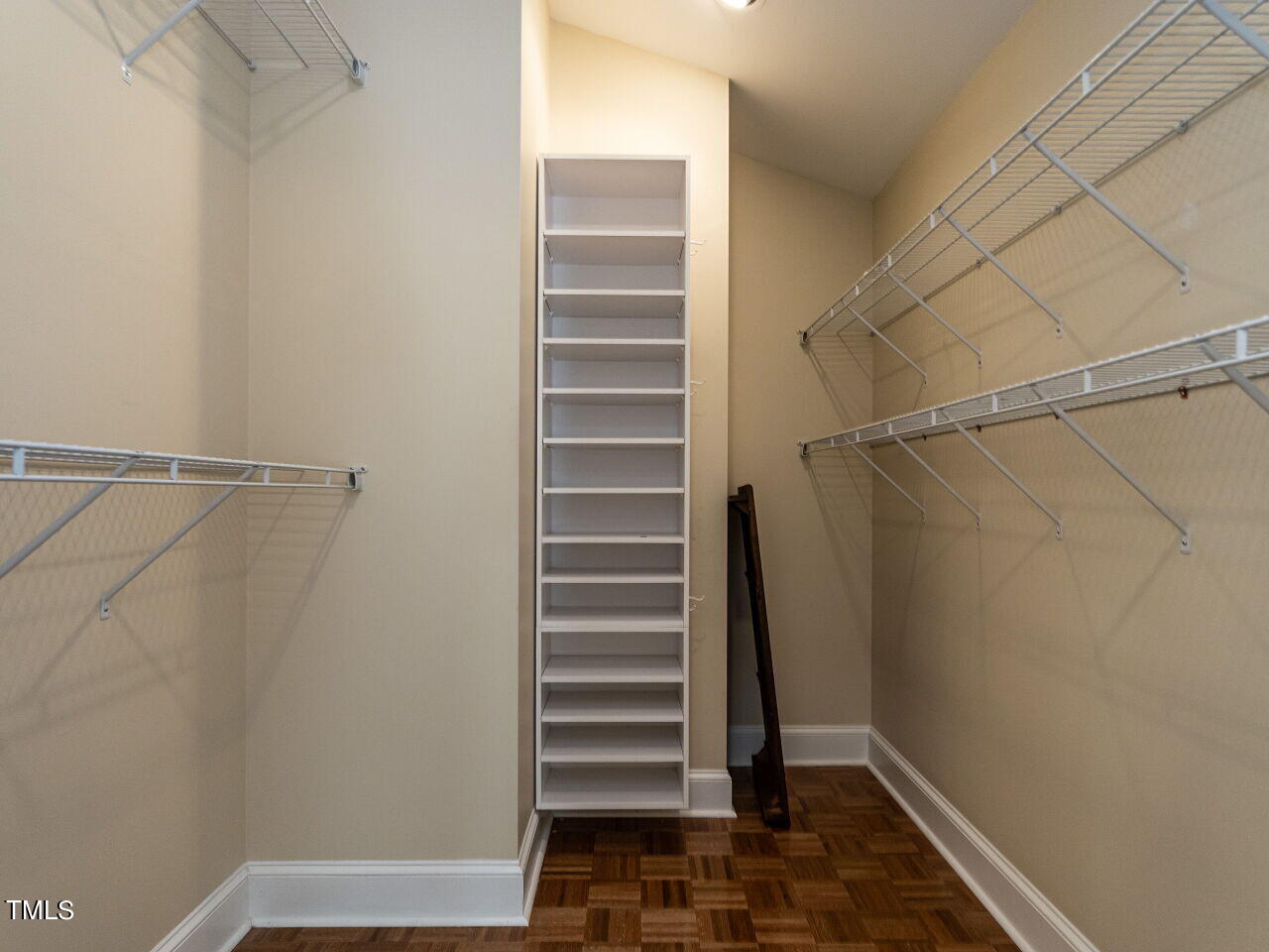 690 Spindlewood
