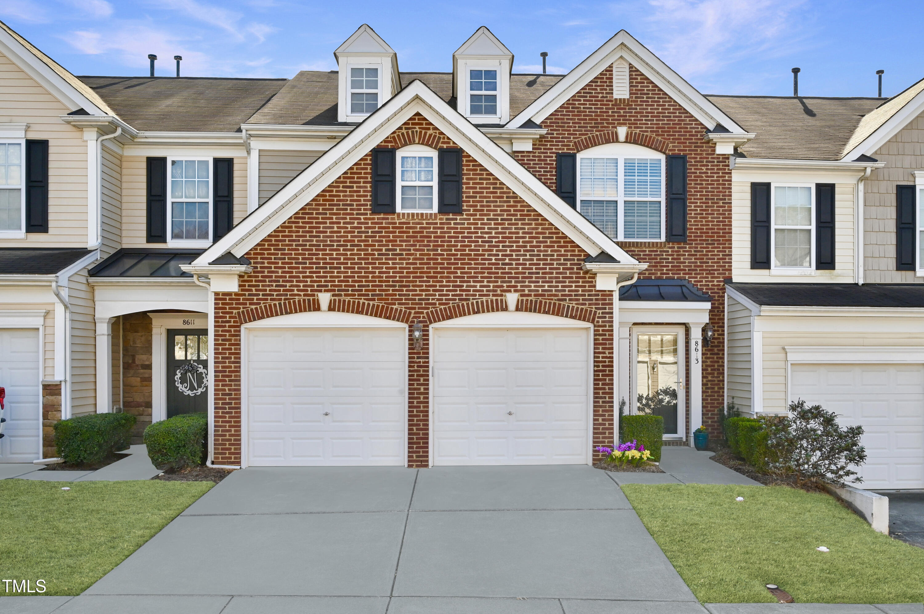 8613 Thunderwood Drive