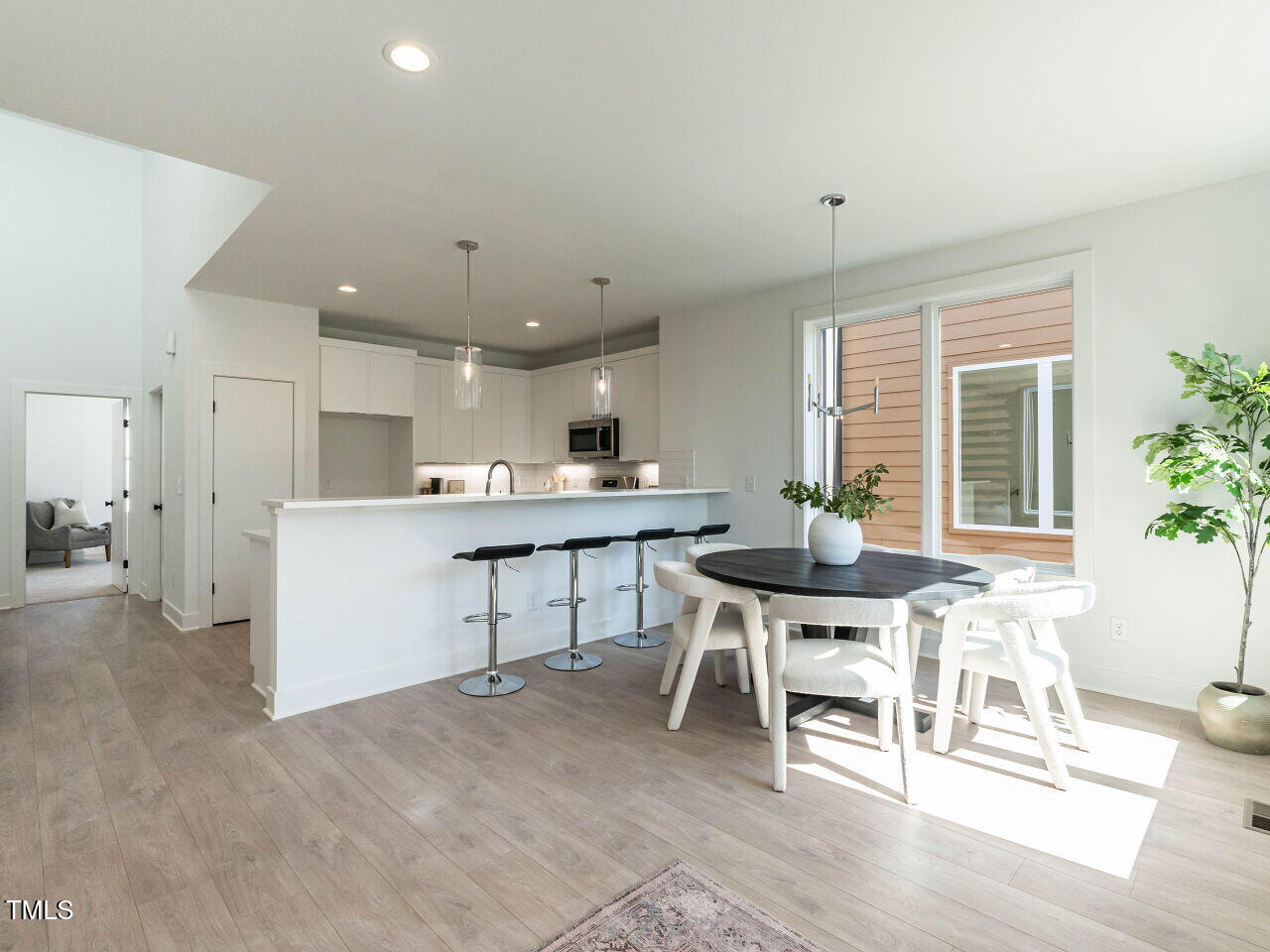 620 Walnut Hts Drive # 104