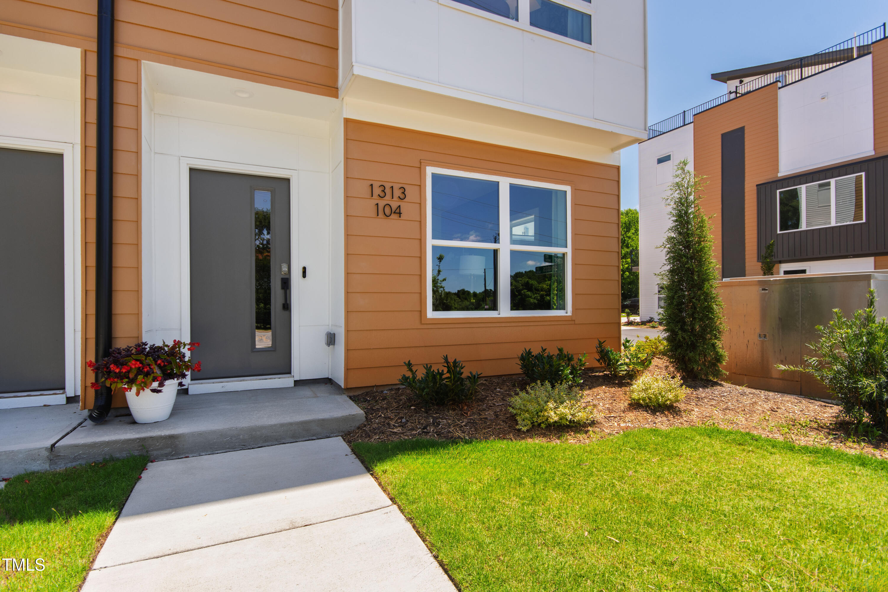 1317 Garner Road # 101