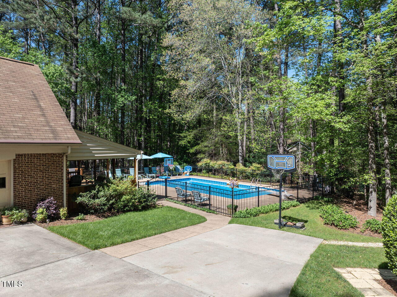 6216 Woodmark Trail