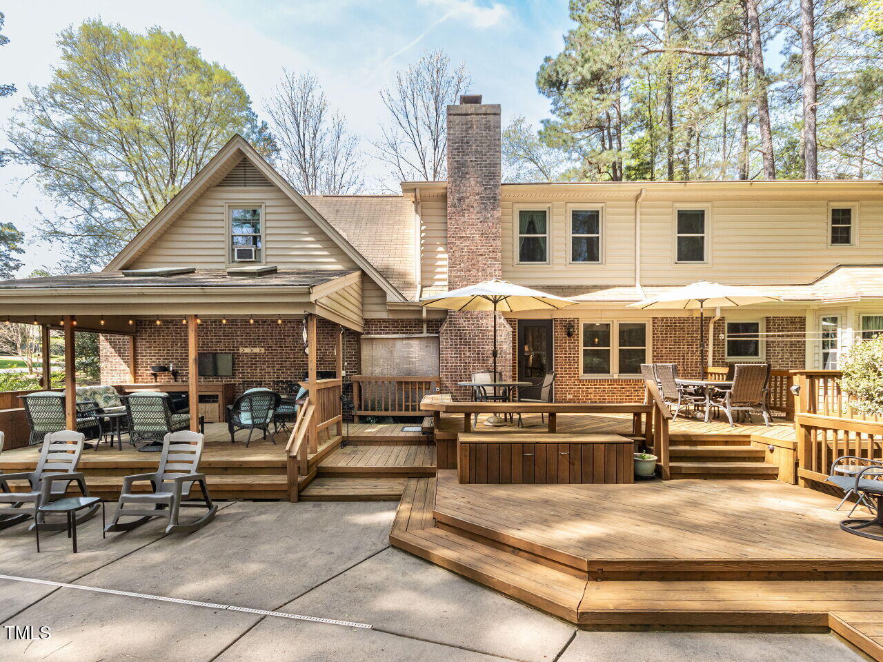 6216 Woodmark Trail