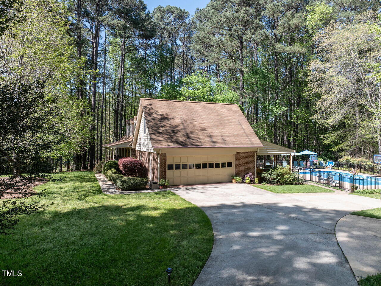 6216 Woodmark Trail
