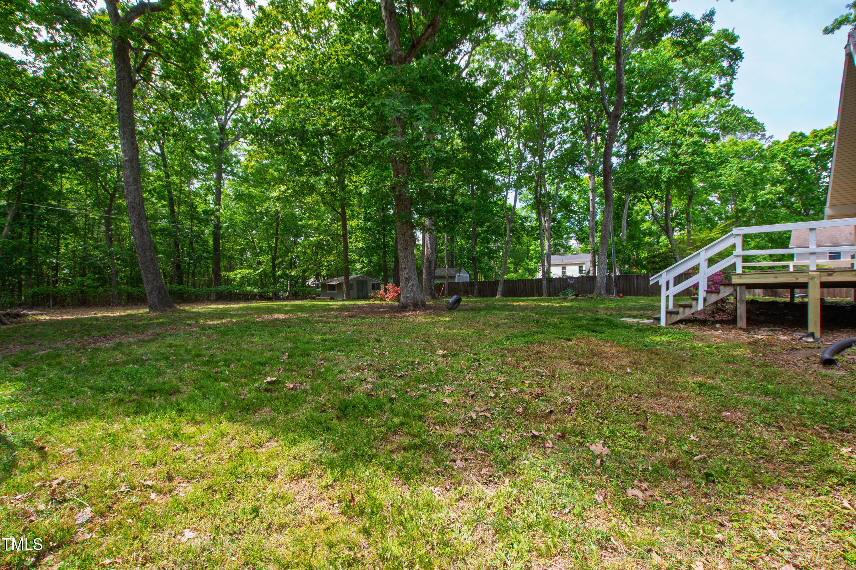 1915 Redding Lane